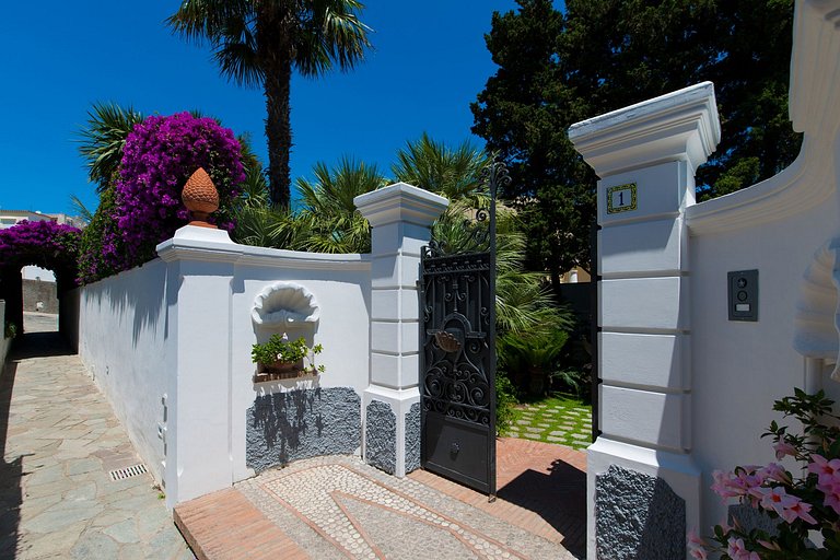Cam015 - Villa na ilha de Capri, Campânia