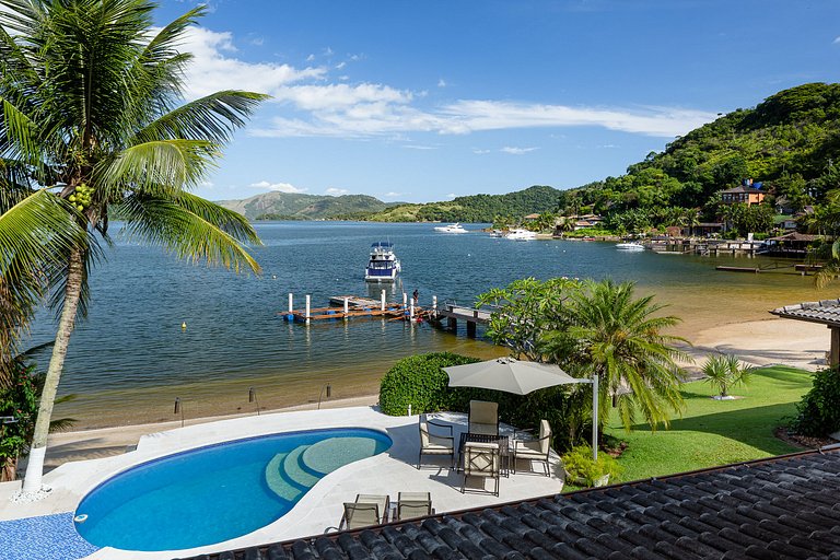 Ang012 - Beautiful beach villa in Angra dos Reis
