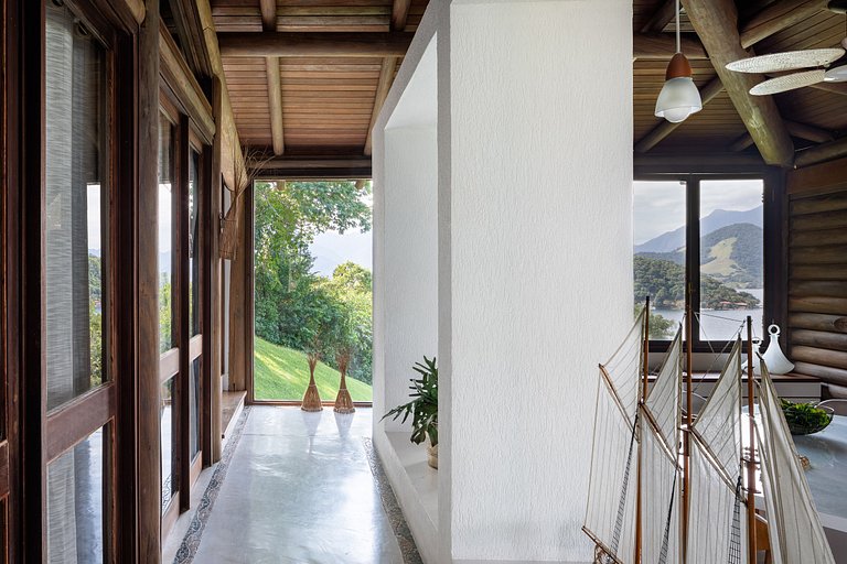 Ang014 - Linda casa de 6 suítes com ampla vista em Angra