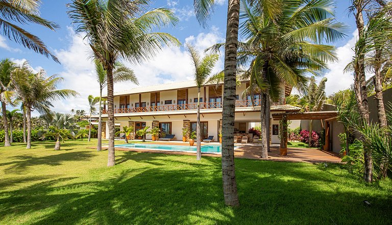 Cea048 - Contemporary 5-Bedroom Villa with Pool in Aquiraz
