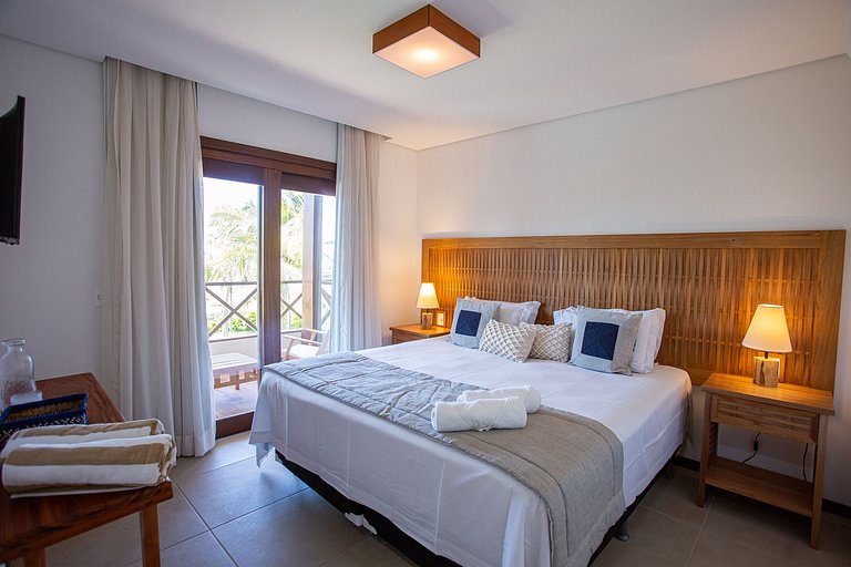 Cea048 - Contemporary 5-Bedroom Villa with Pool in Aquiraz