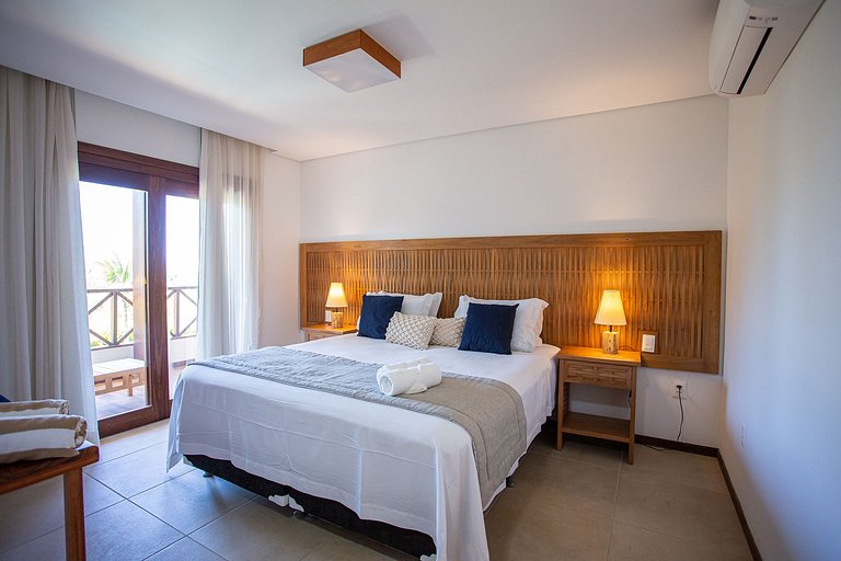 Cea048 - Contemporary 5-Bedroom Villa with Pool in Aquiraz