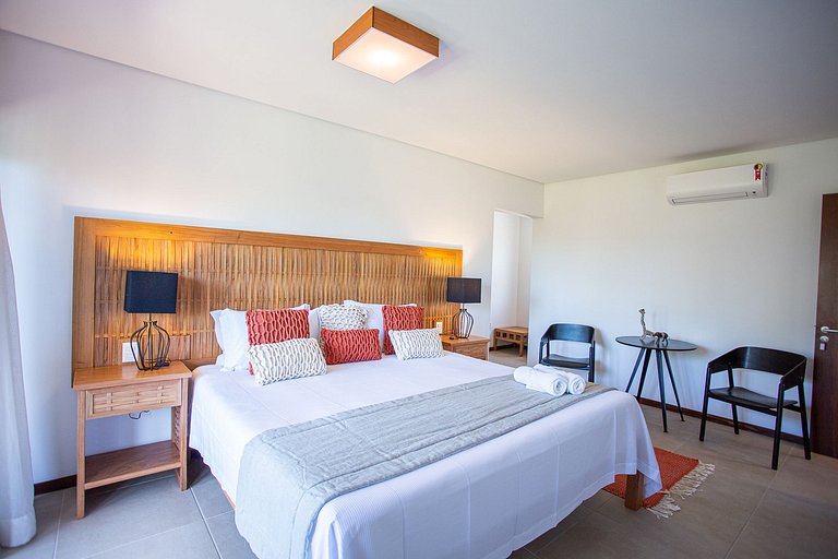 Cea048 - Contemporary 5-Bedroom Villa with Pool in Aquiraz