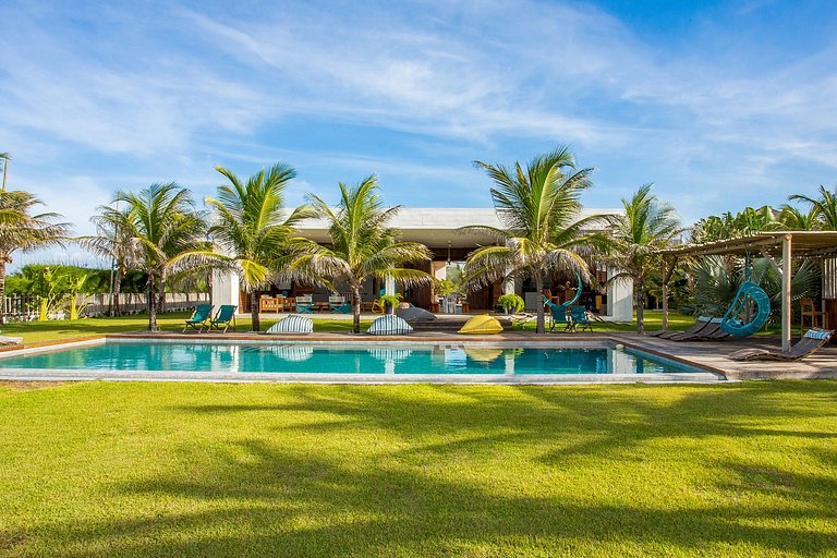Cea033 - Beautiful house with 6 suites by the sea in Praia d