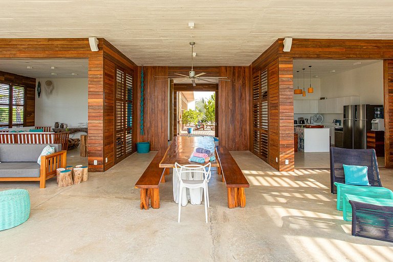 Cea033 - Beautiful house with 6 suites by the sea in Praia d