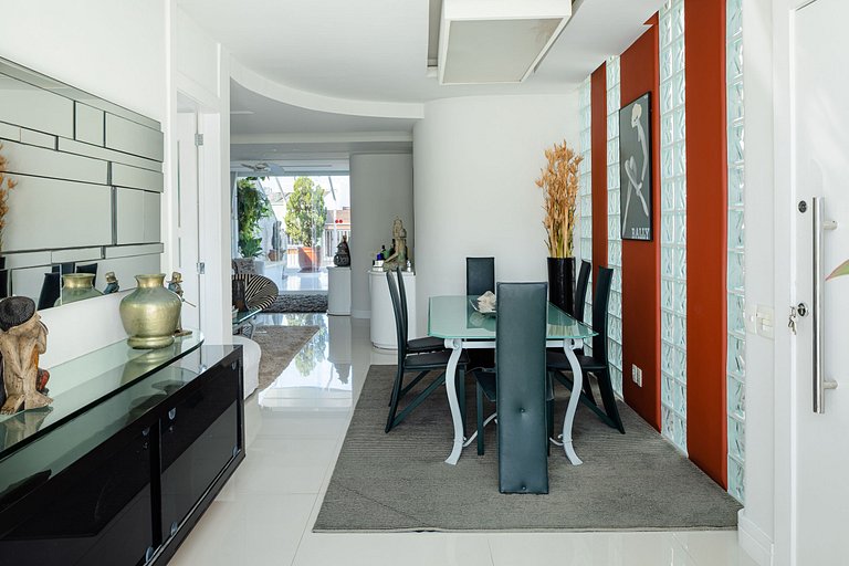 Rio078 - Beautiful and charming penthouse with pool in Leblo