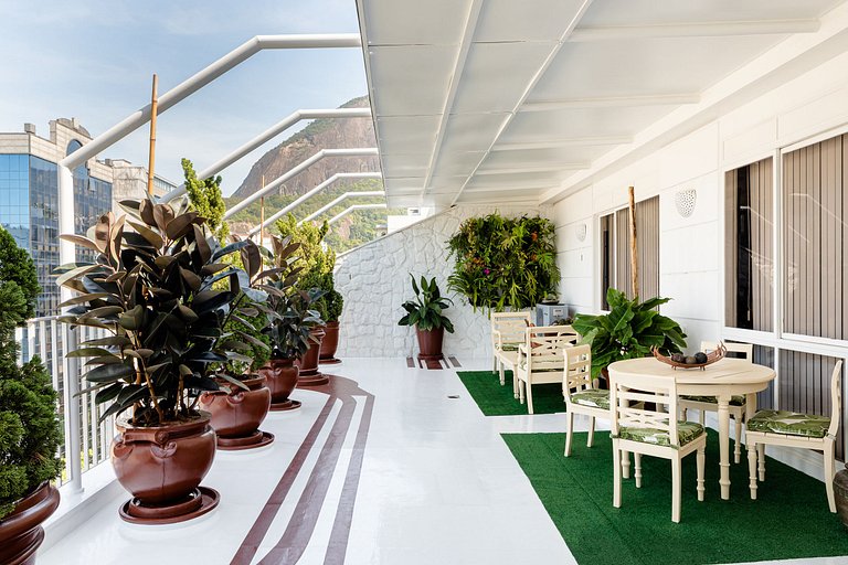 Rio078 - Beautiful and charming penthouse with pool in Leblo