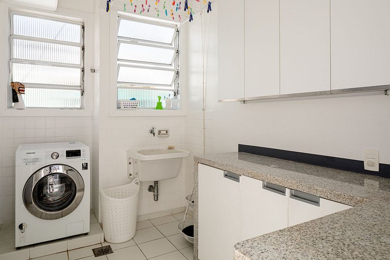 Rio078 - Linda e charmosa cobertura com piscina no Leblon