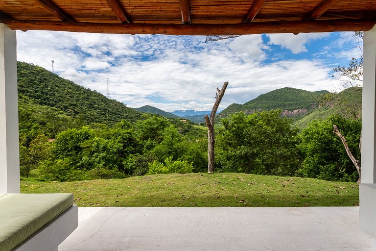 Anp006 - Vacation home in Apulo with mountain view