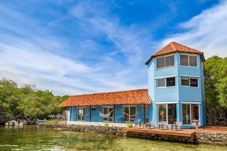 Car076 - Hermosa villa de 5 cuartos en las Islas del Rosario