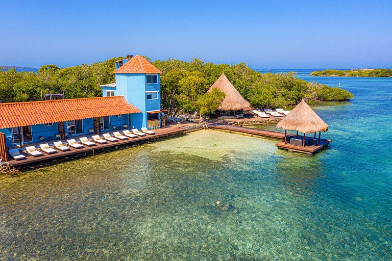 Car076 - Beautiful 5 bedroom villa in Islas del Rosario