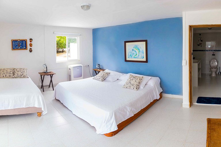 Car076 - Beautiful 5 bedroom villa in Islas del Rosario