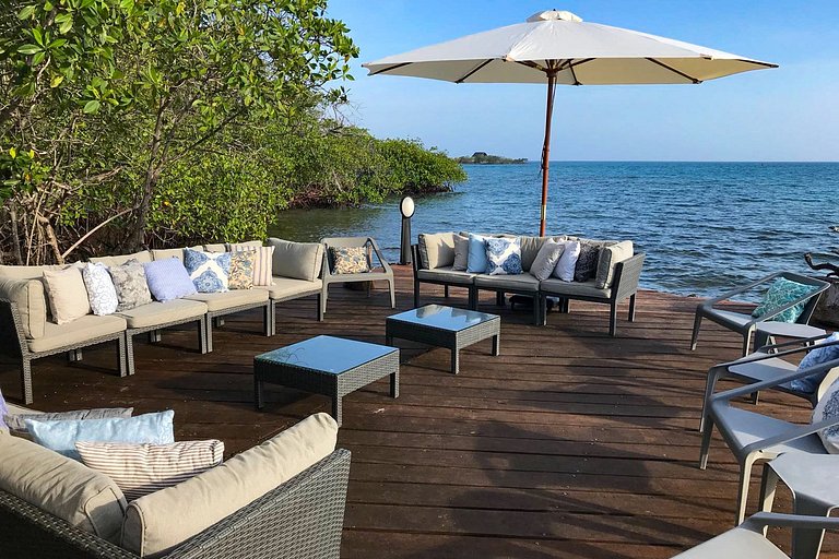 Car076 - Beautiful 5 bedroom villa in Islas del Rosario