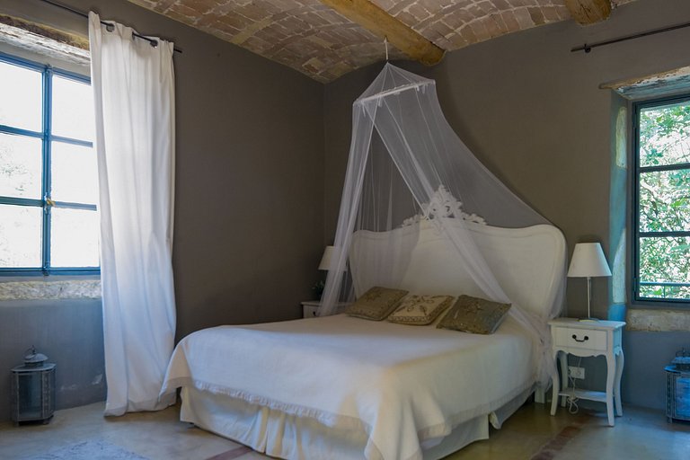 Pro001 - House in Goudargues, Provence