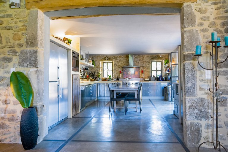 Pro001 - House in Goudargues, Provence