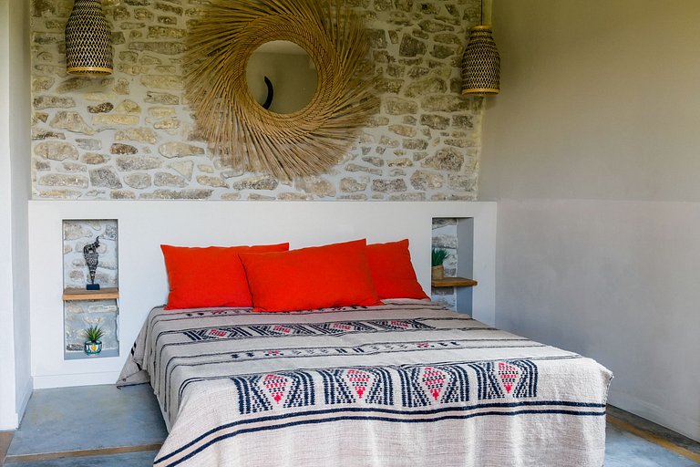 Pro001 - House in Goudargues, Provence