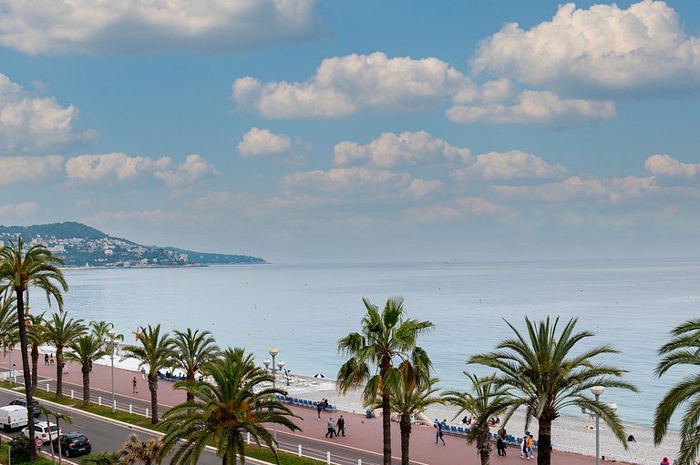 Azu018 - Apartamento com vista para o mar em Nice