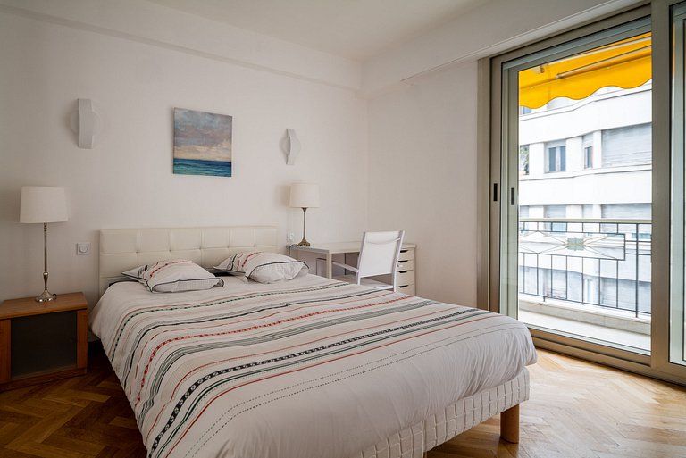 Azu018 - Apartamento com vista para o mar em Nice