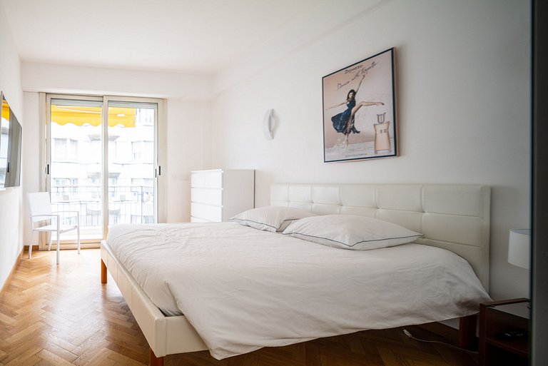 Azu018 - Apartamento com vista para o mar em Nice