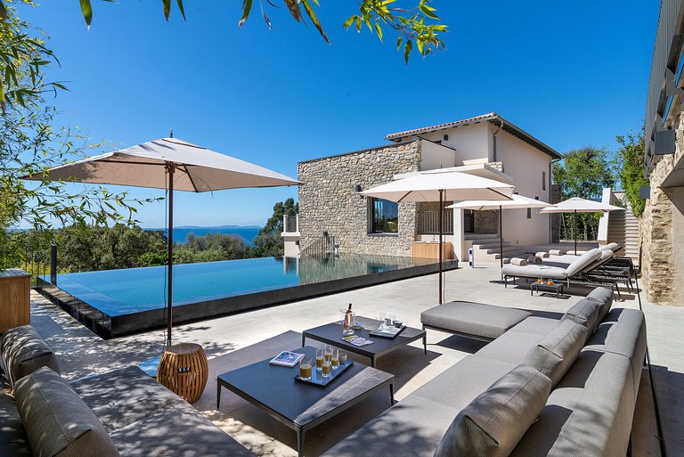 Azu017 - Villa Privée avec Jacuzzi sur le Toit, Côte d'Azur