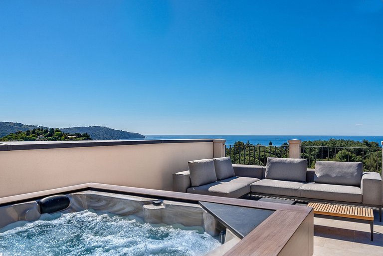 Azu017 - Villa Privée avec Jacuzzi sur le Toit, Côte d'Azur