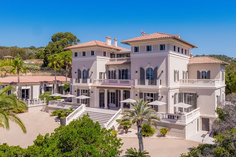 Azu015 - Large residence in La Croix-Valmer, French Riviera