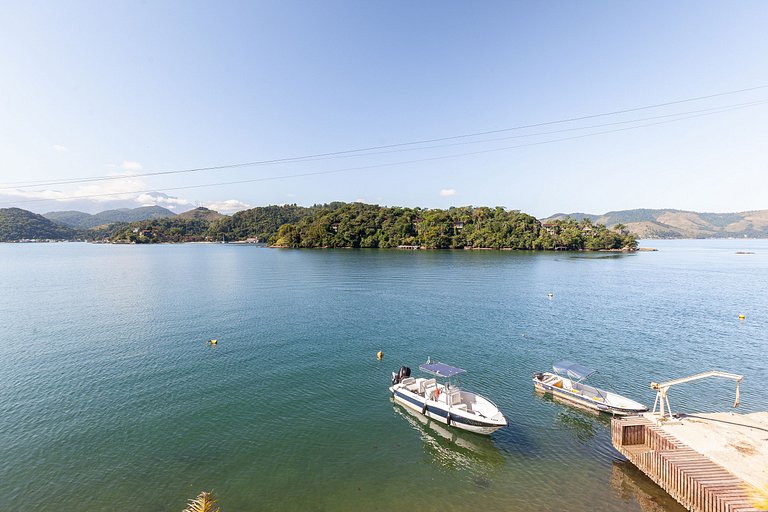 Manoir de luxe, six suites, île de Cavaco, plage, Angra dos