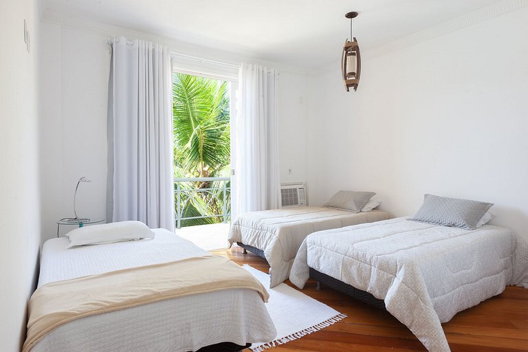 Luxury mansion, six suites, Cavaco Island, beach, Angra dos