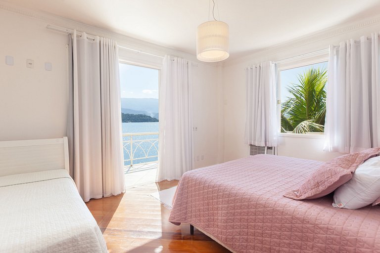 Mansão de luxo, seis suítes, Ilha do Cavaco, praia, Angra do