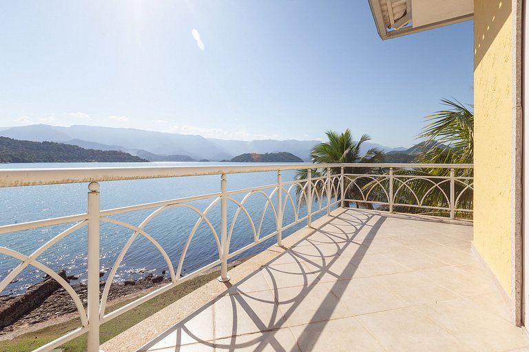 Manoir de luxe, six suites, île de Cavaco, plage, Angra dos