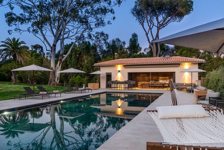 Azu015 - Exceptional 11-bedroom estate in La Croix-Valmer