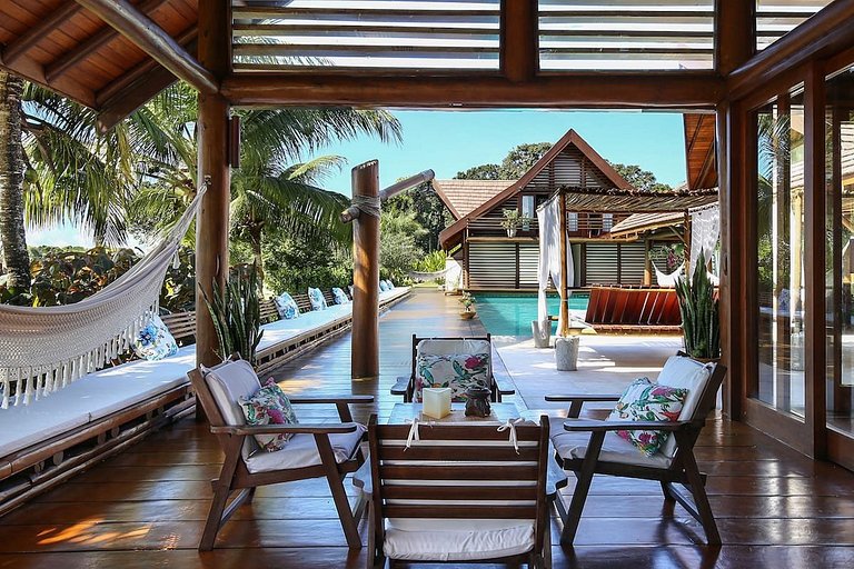 Bah038 - Charmosa casa com piscina e 6 suítes em Trancoso