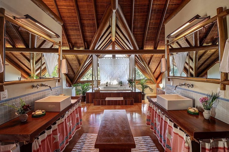 Bah038 - Charming house with pool and 6 suites in Trancoso