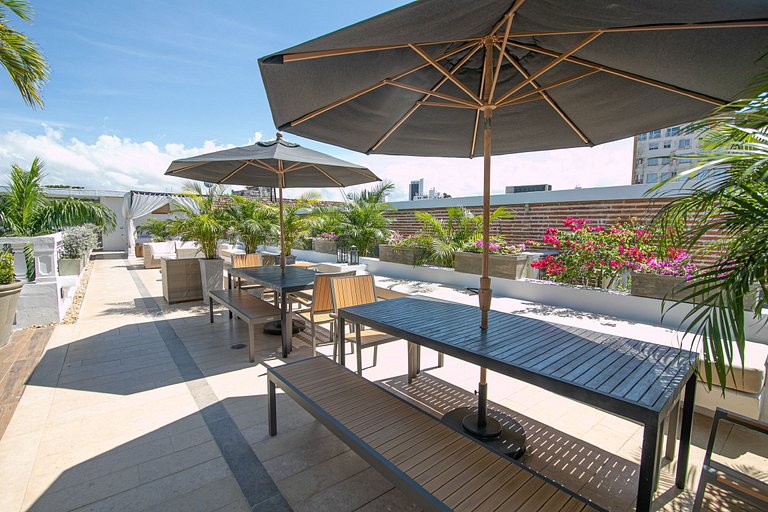 Car027 - Stunning 8 bedroom mansion in Old City, Cartagena