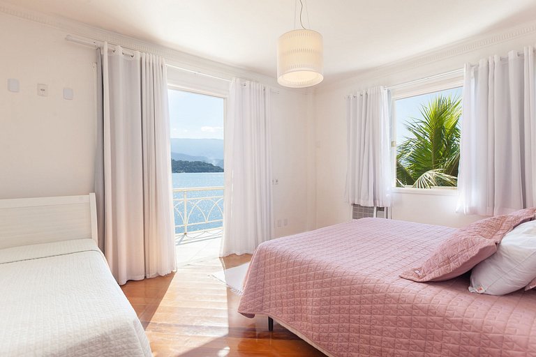 Mansão de luxo, seis suítes, Ilha do Cavaco, praia, Angra do
