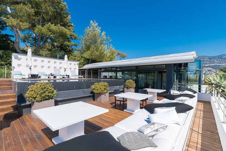 Azu007 - Villa with rooftop infinity pool, French Riviera