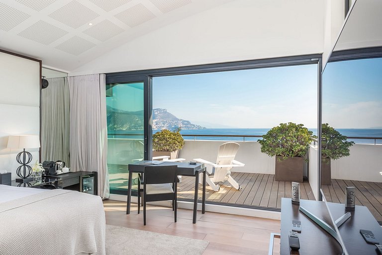 Azu007 - Villa com piscina infinita na Riviera Francesa
