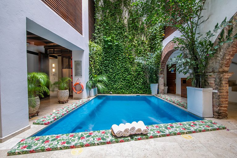 Car081 - Hermosa casa en el corazón del Centro Histórico