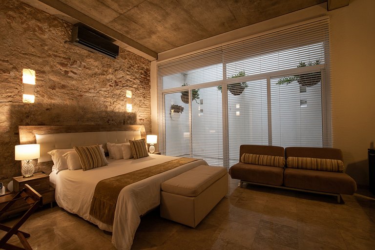 Car081 - Hermosa casa en el corazón del Centro Histórico