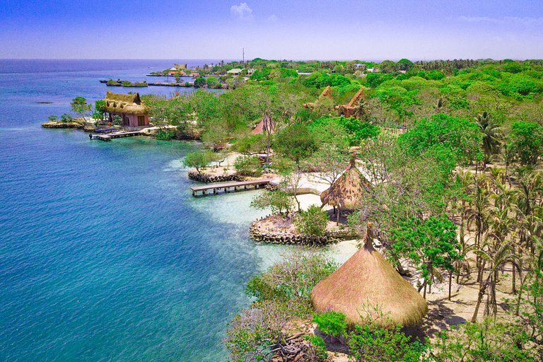 Car018 - Paradise island in Islas del Rosario, Cartagena