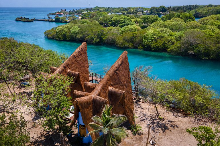 Car018 - Paradise island in Islas del Rosario, Cartagena