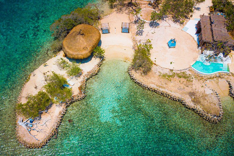 Car018 - Luxury island with private beach in Islas del Rosar