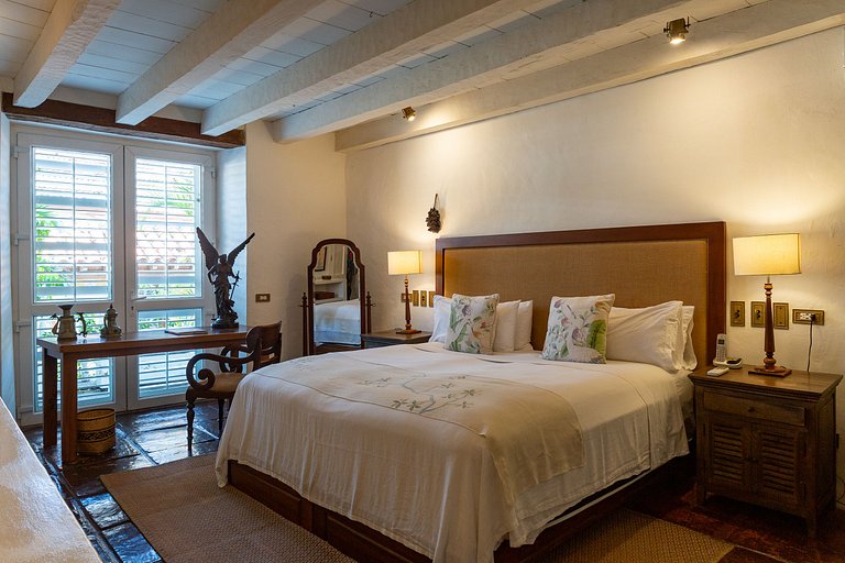 Car058 - Wonderful colonial house in Cartagena's Old City