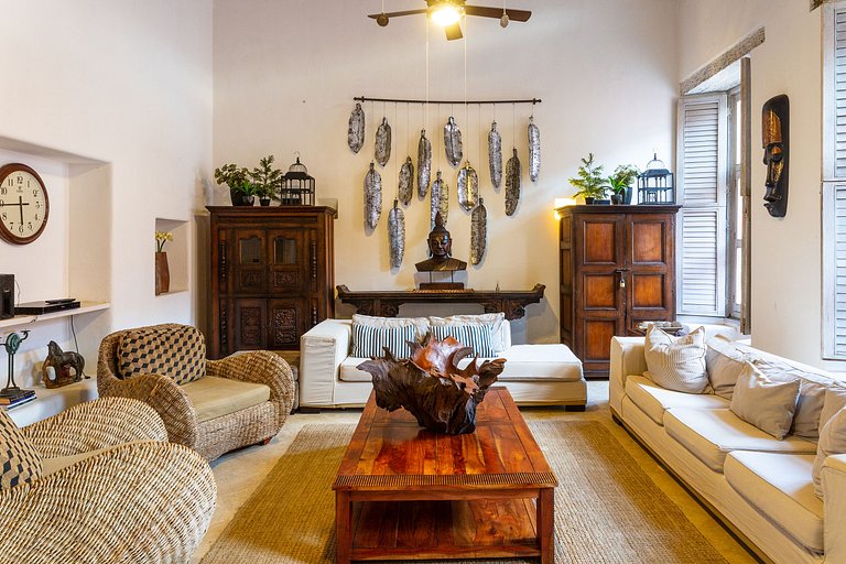 Car090 - Casa colonial com piscina na Cidade Velha