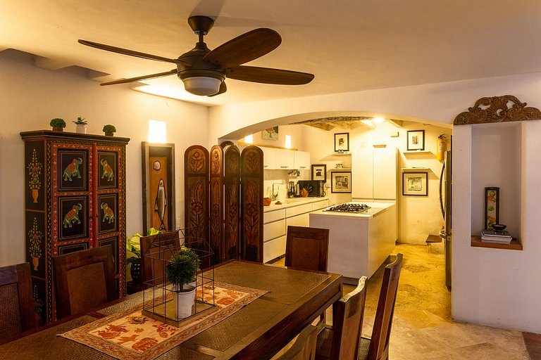 Car090 - Casa colonial com piscina na Cidade Velha