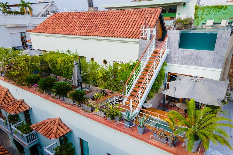 Car047 - Villa luxuosa com vista da cidade histórica