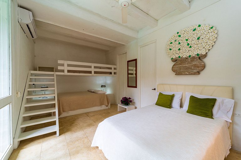 Car083 - Charming villa with pool and 3 suites in Cartagena