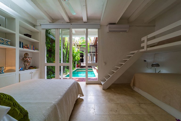 Car083 - Charming villa with pool and 3 suites in Cartagena