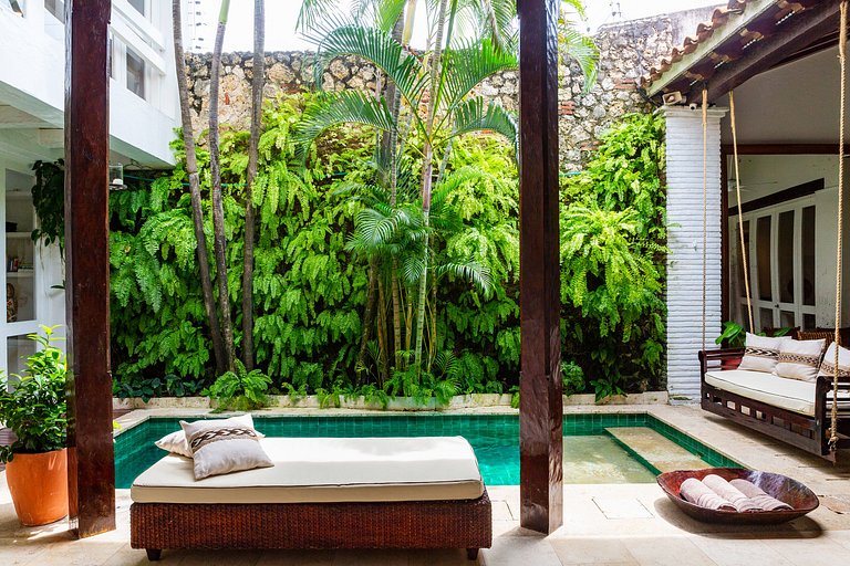 Car083 - Charming villa with pool and 3 suites in Cartagena