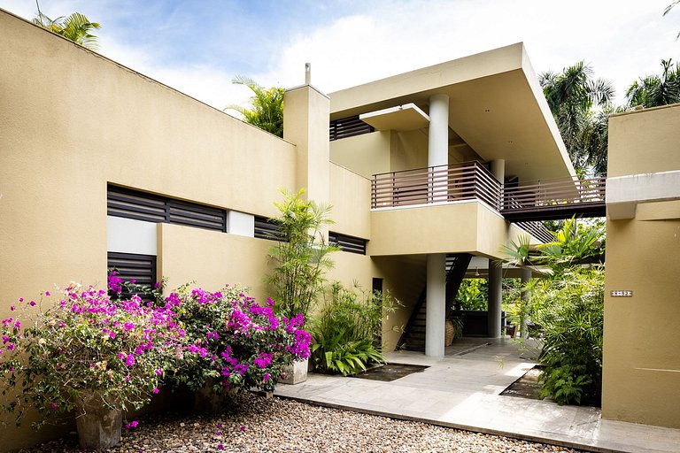 Anp020 - Casa com piscina, jacuzzi e churrasqueira